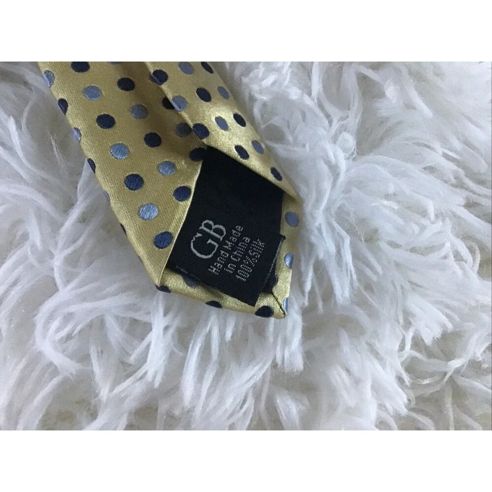 Geoffrey Beene Neck Tie Yellow With Blue Polka Dot 100% Silk 3.5 Inch Wide
